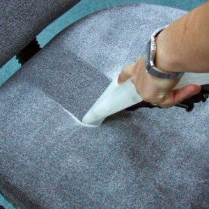 Limpeza de cadeiras estofadas